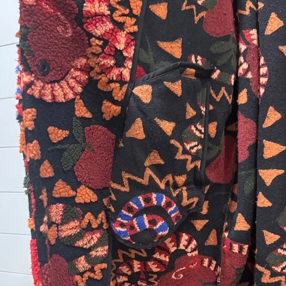 Farm Rio Jungle Snake Fruit Black Apple Coat - Picture 8 of 16